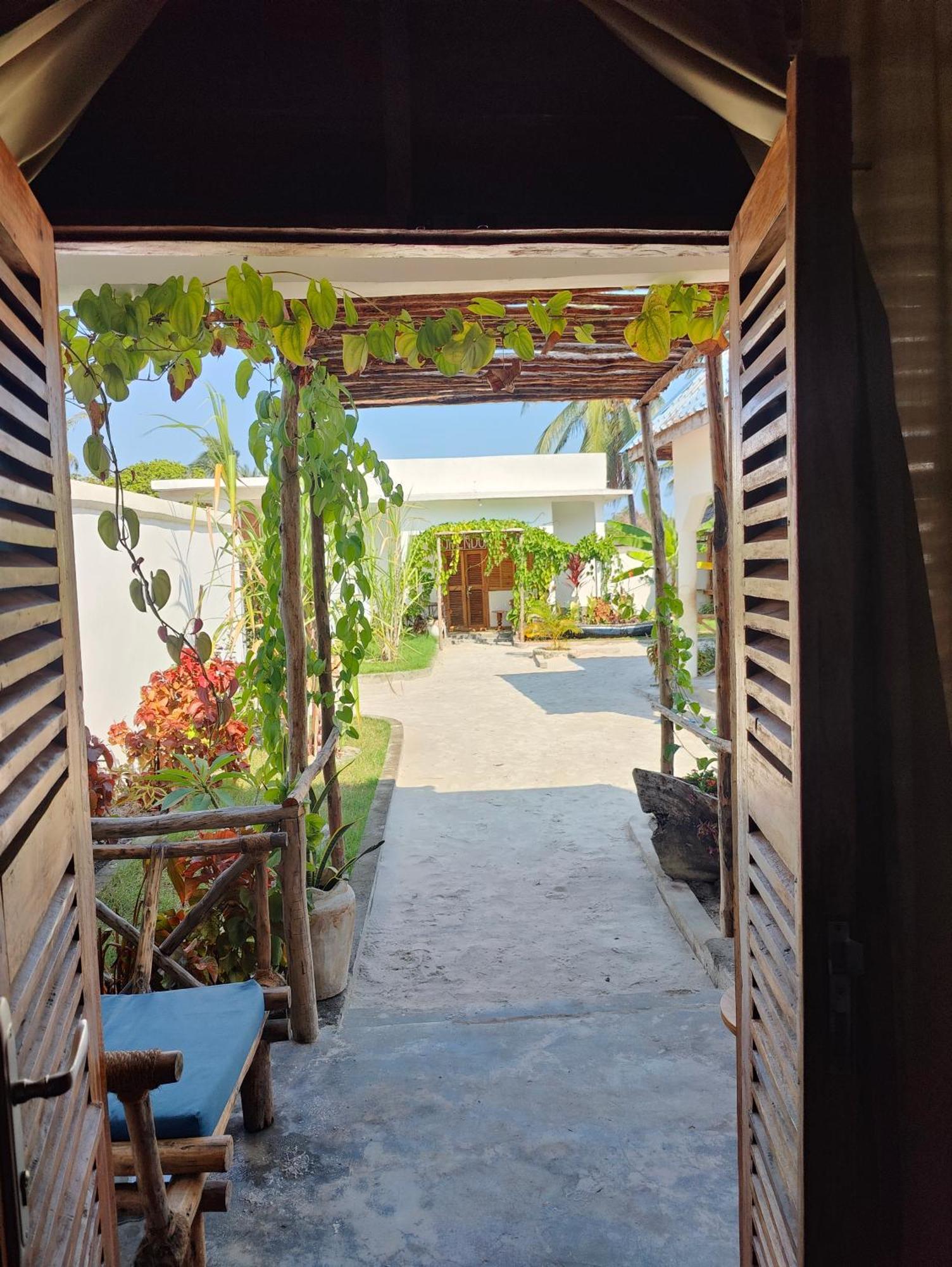 Mafia Island Bungalows Utende エクステリア 写真